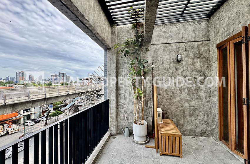 Apartment in Phaholyothin 